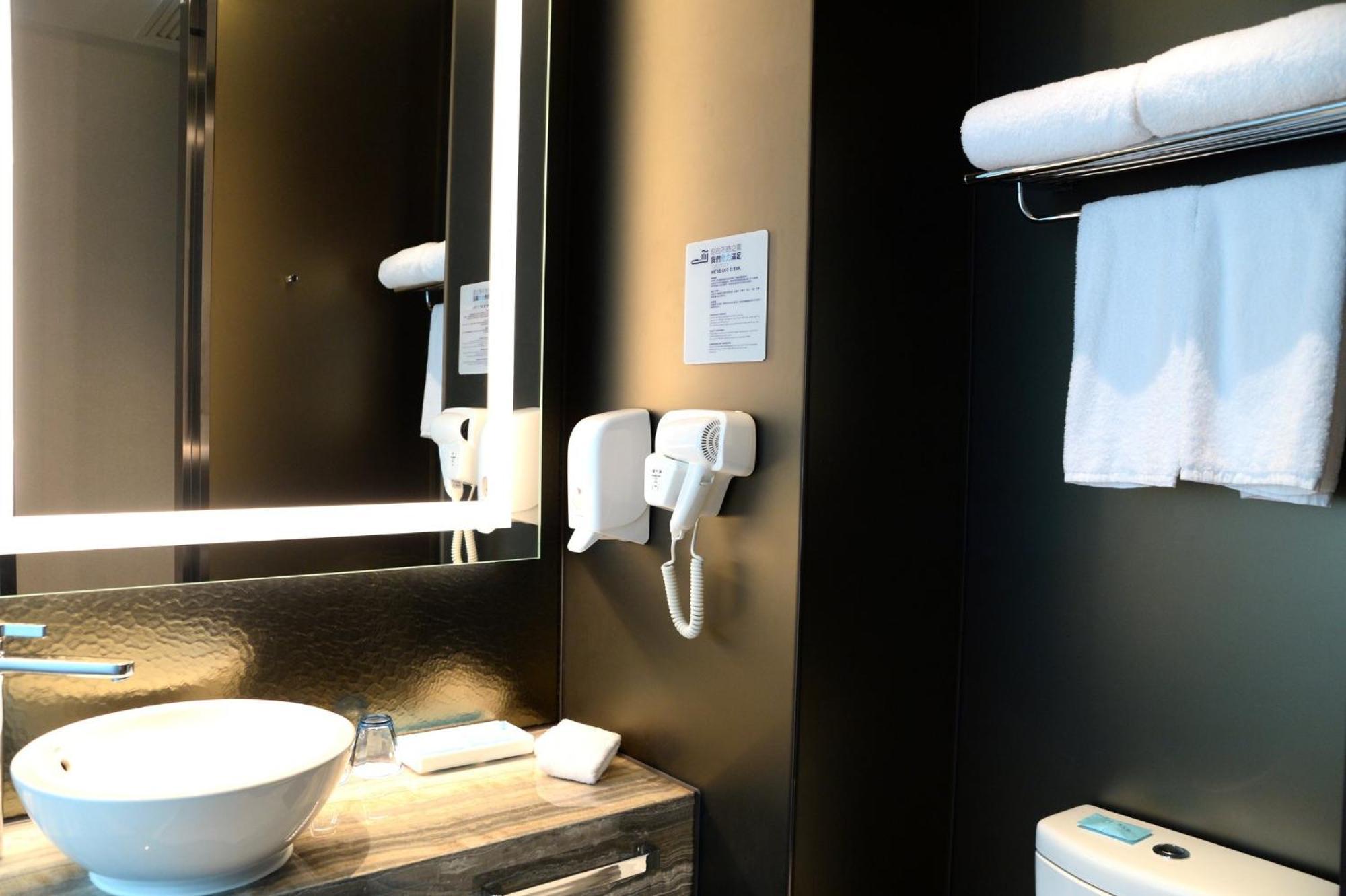 Holiday Inn Express Hong Kong Kowloon Cbd2 By Ihg Exterior foto